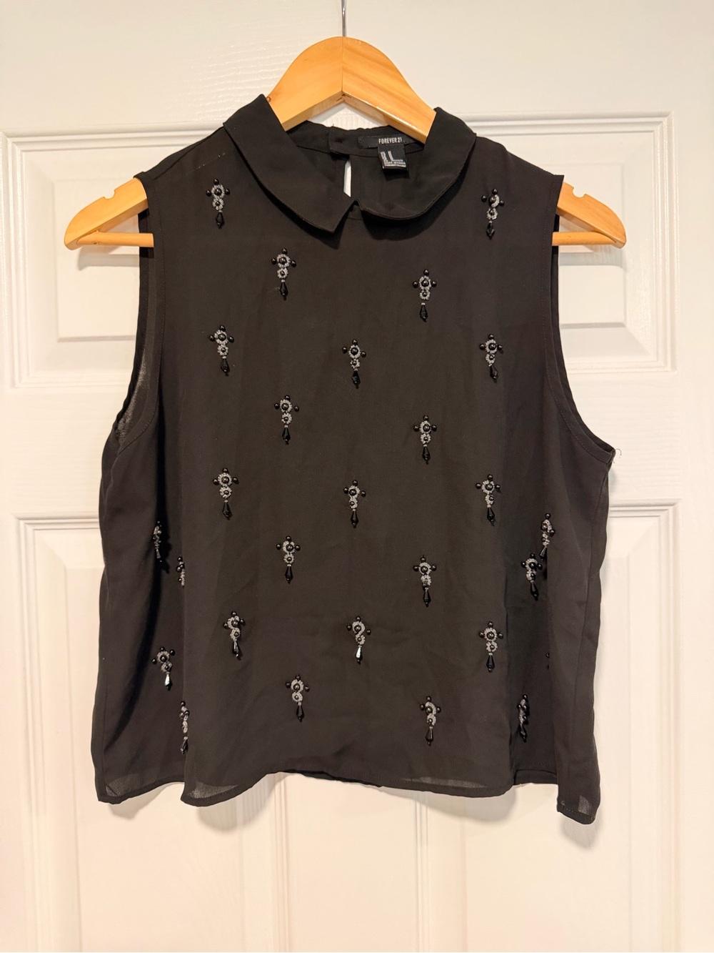 Forever 21 Black Sleeveless Beaded Peter Pan Collar Camisole
